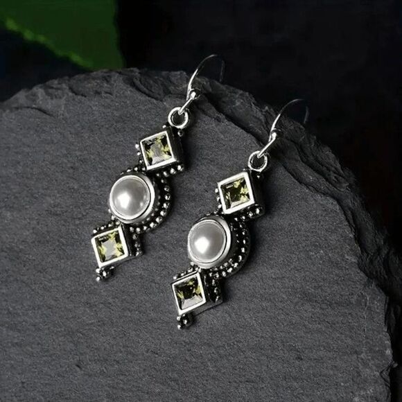 Boho Geometric Pearl Crystal Dangle Earrings - Picture 1 of 5